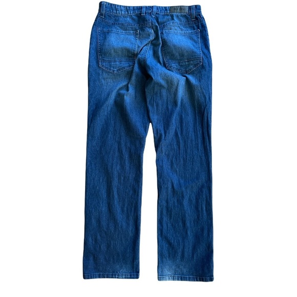 Kenneth Cole Reaction straight-leg Jeans. Size 32/30 - Picture 2 of 10